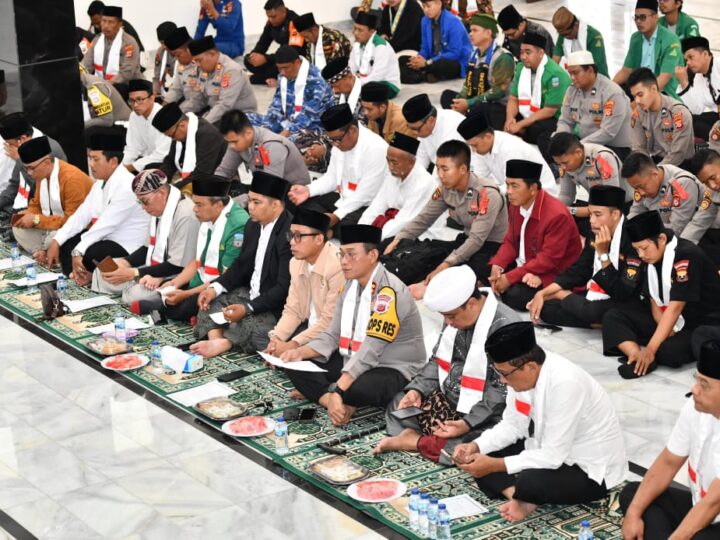 Kegiatan Doa dan Dzikir Bersama Menyambut Tahun Baru 2025 di Pangandaran